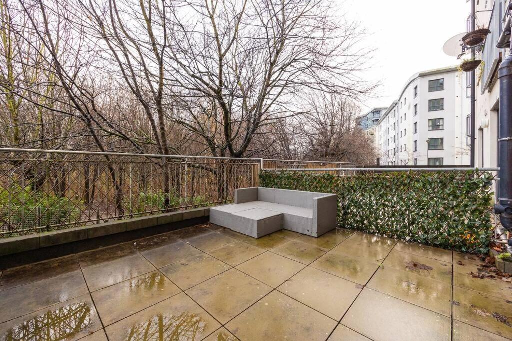 Stunning 1 Bd Flat In Lochend Park With A Patio Apartment Edinburgh Luaran gambar